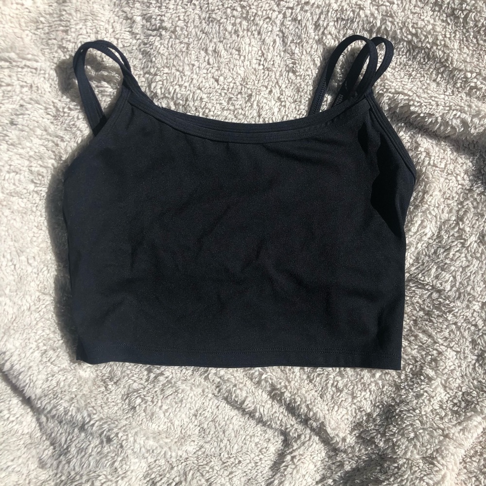Black built in bra crop yoga tank top M